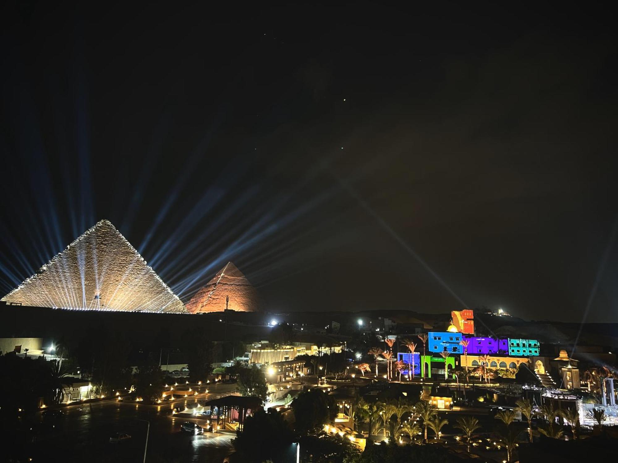 Turquoise Pyramids & Grand Egyptian Museum View Hotel Kafrat al Jabal ภายนอก รูปภาพ